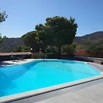 5amb-03 - Climatisé Avec Piscine Et Parking *